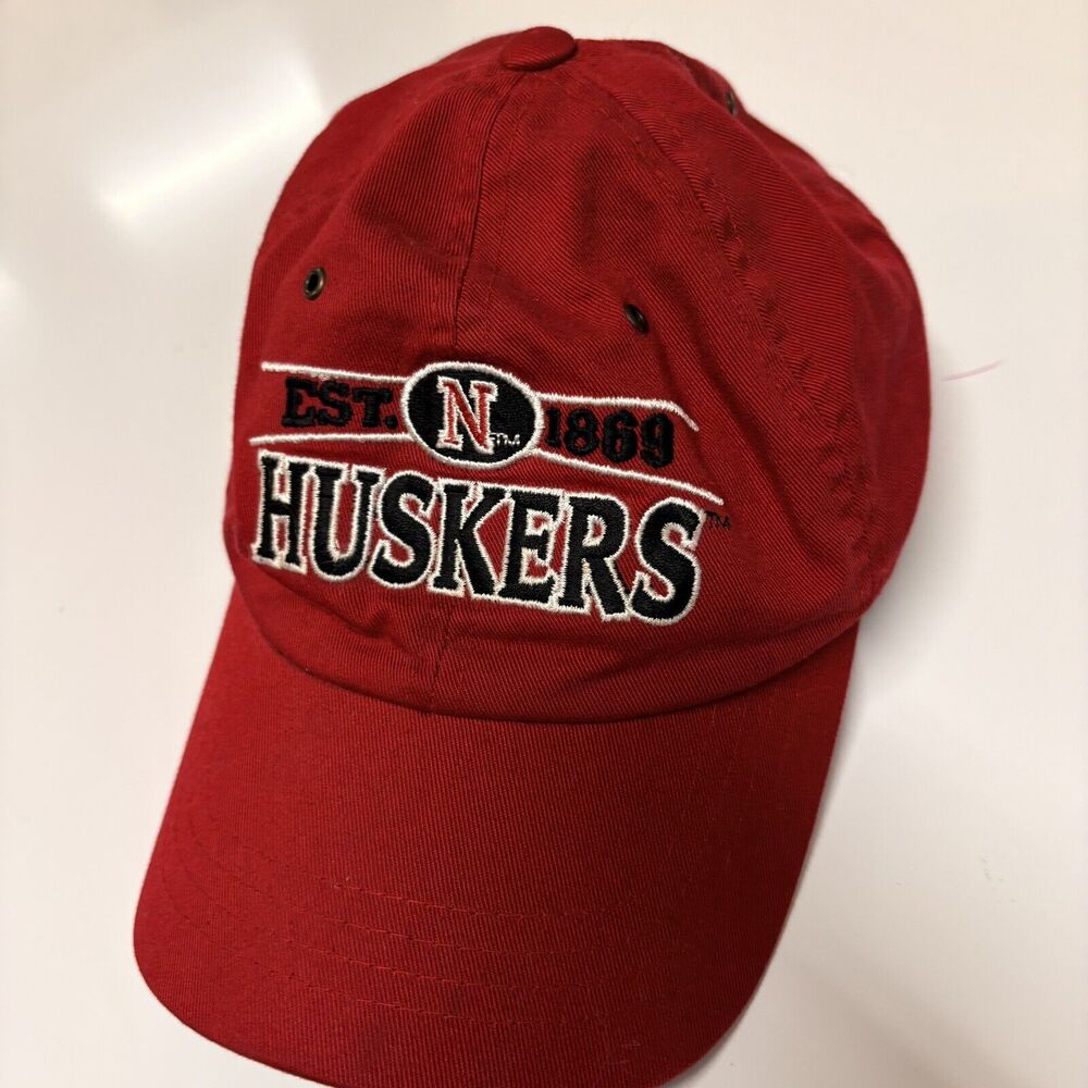 Nebraska Huskers Vintage  Adjustable Hat Cap Zephyr Graf-x RED‎ ON BLACK